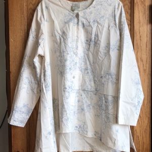 A Spirithouse Blouse